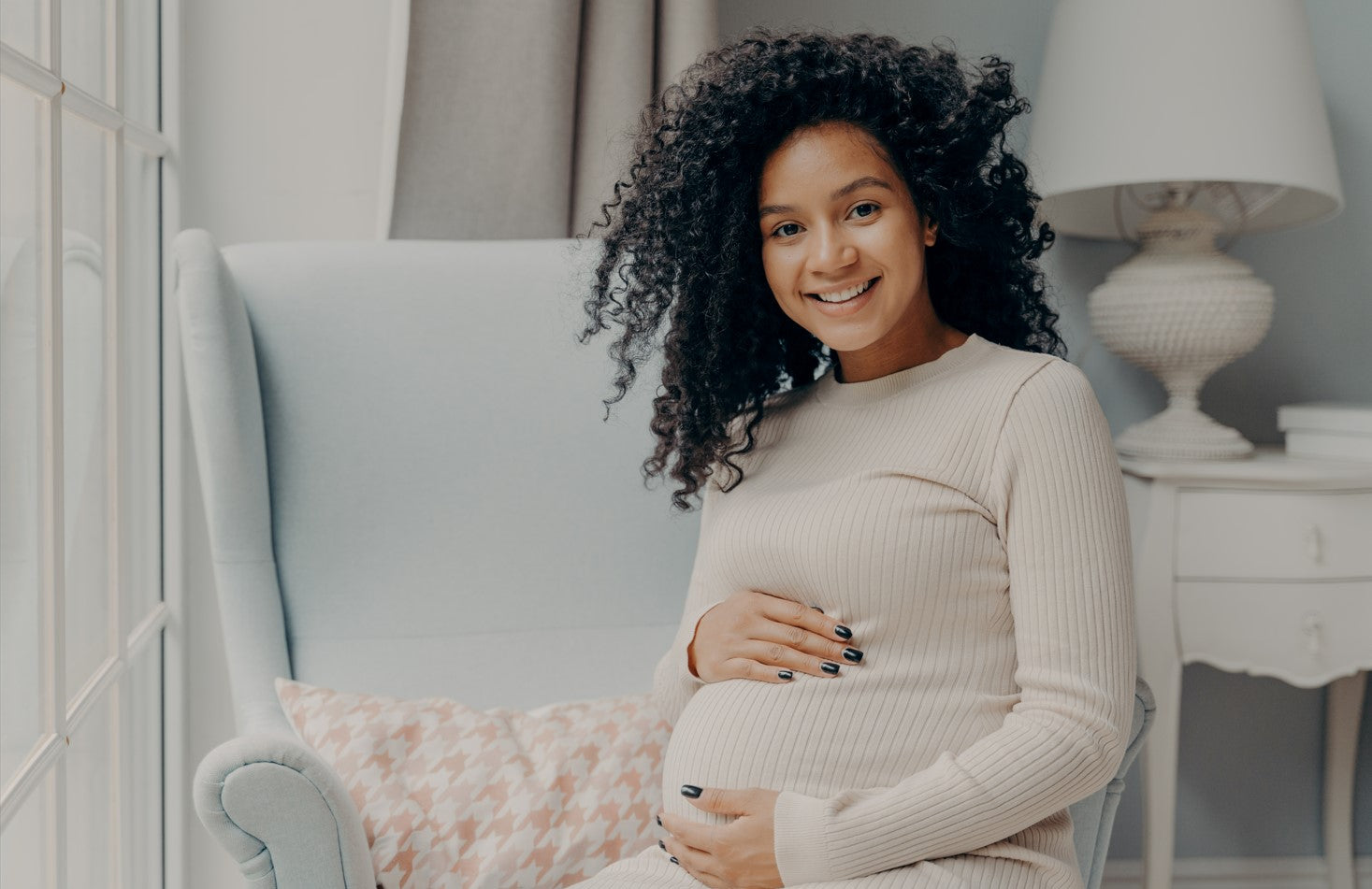 The Curly Girl's Guide to Pregnancy Hair Changes